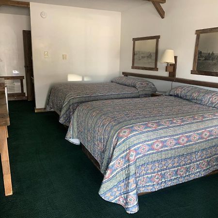 Bunkhouse Motel Guernsey Exterior foto
